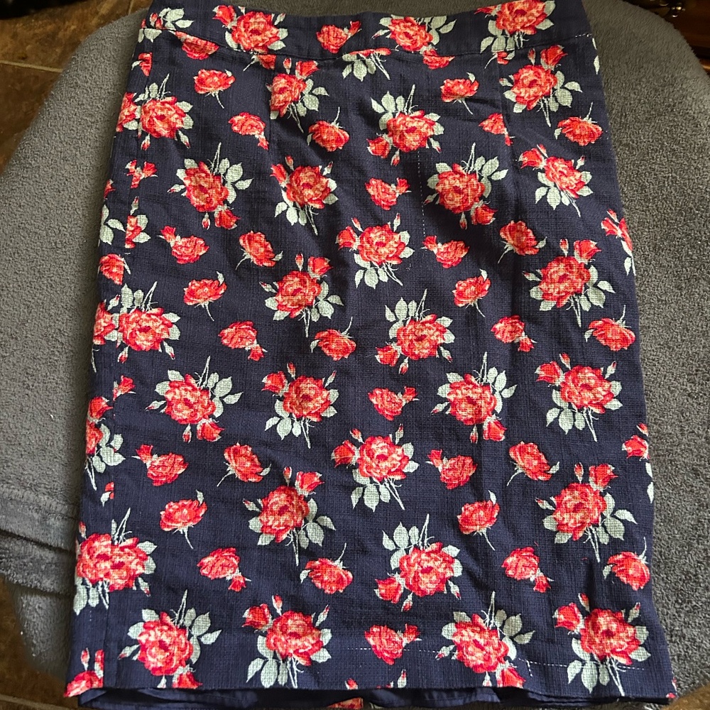 Blue with pink flowers, floral linen Pencil skirt